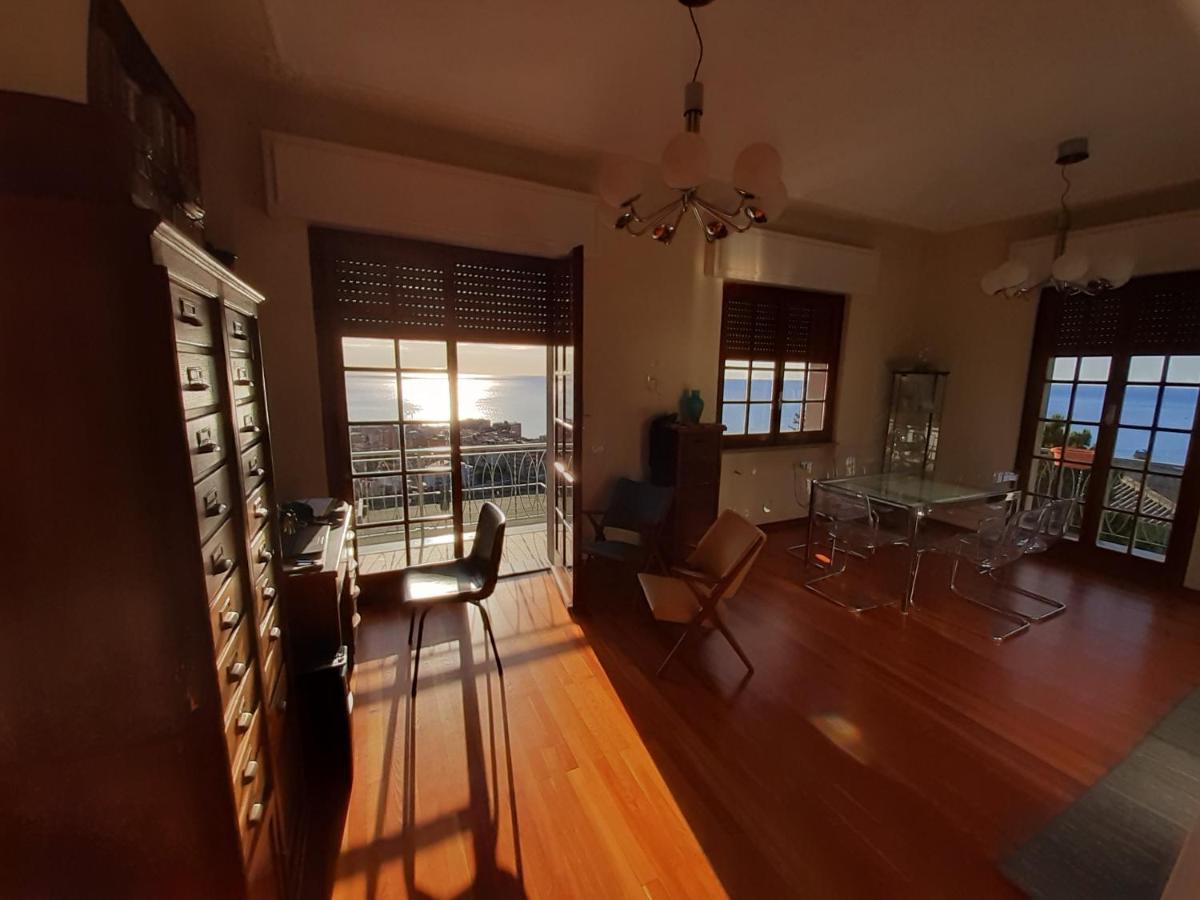 Bressa De Ma Affittacamere, Room & Breakfast Pietra Ligure Bagian luar foto